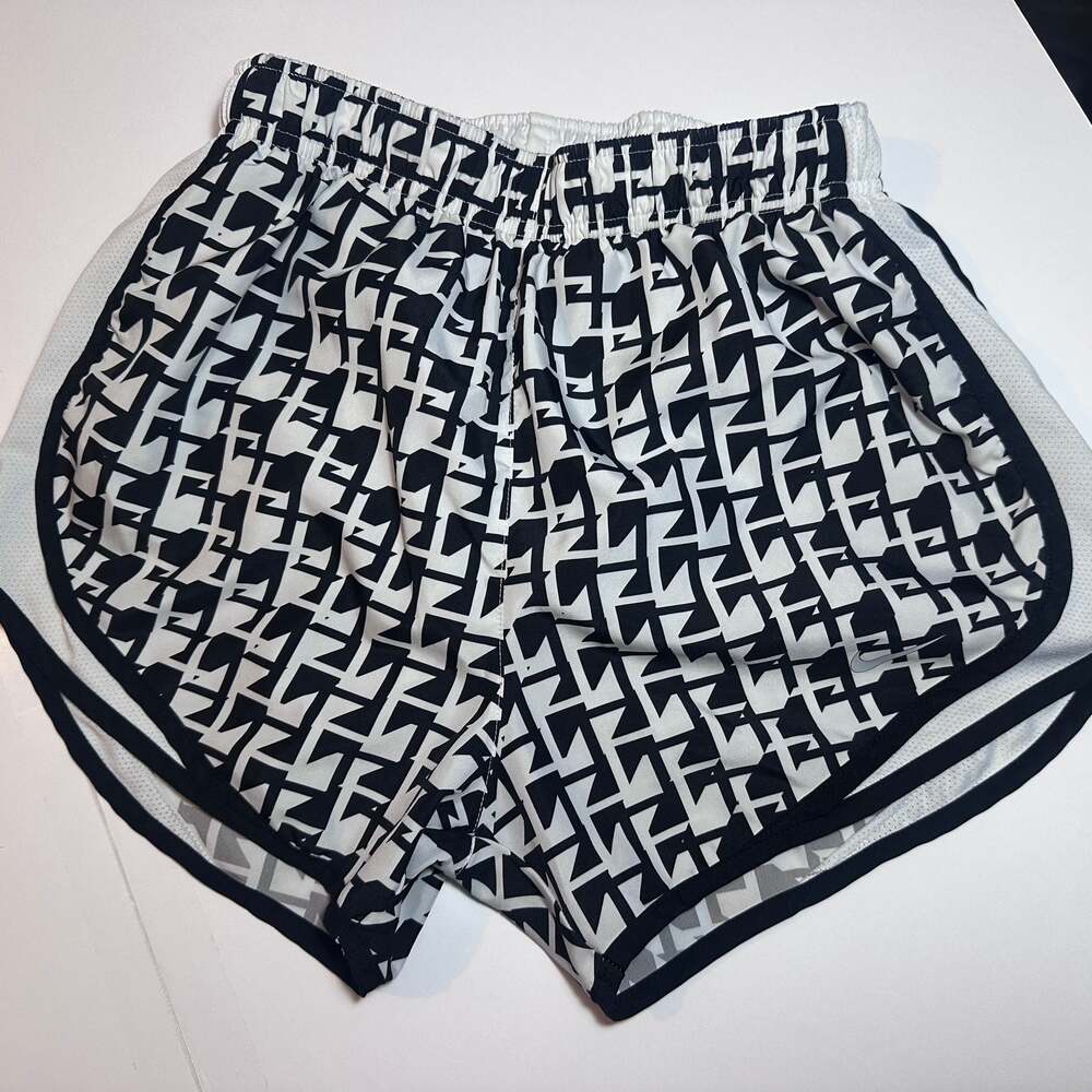 NIKE Women's Dri Tempo Cadence Printed Running Shorts XSMALL 831187-042